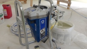 Чем отмывать безвоздушный аппарат?