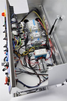 Дозаторная установка Gusmer GH-2, пистолет-распылитель Fusion CS, шланг с подогревом с защитной оплеткой, 10 кВт, 400 В, 3 фазы
