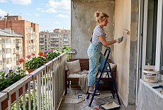 Покраска балкона